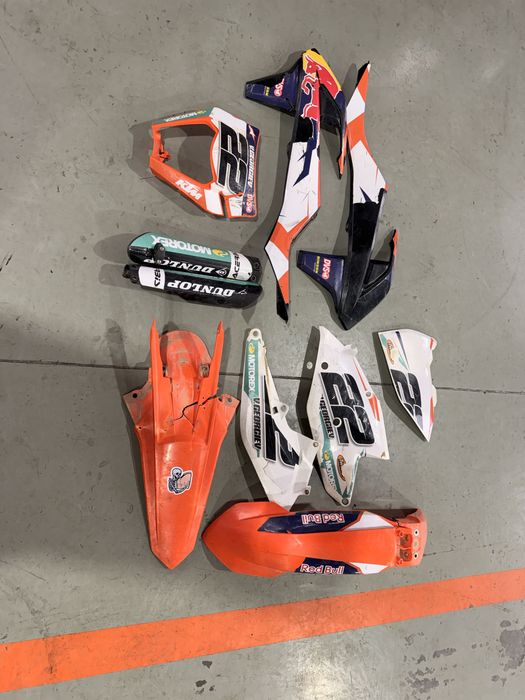 Два комплекта кори за KTM