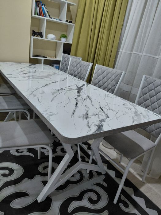 Продам стол со стульями