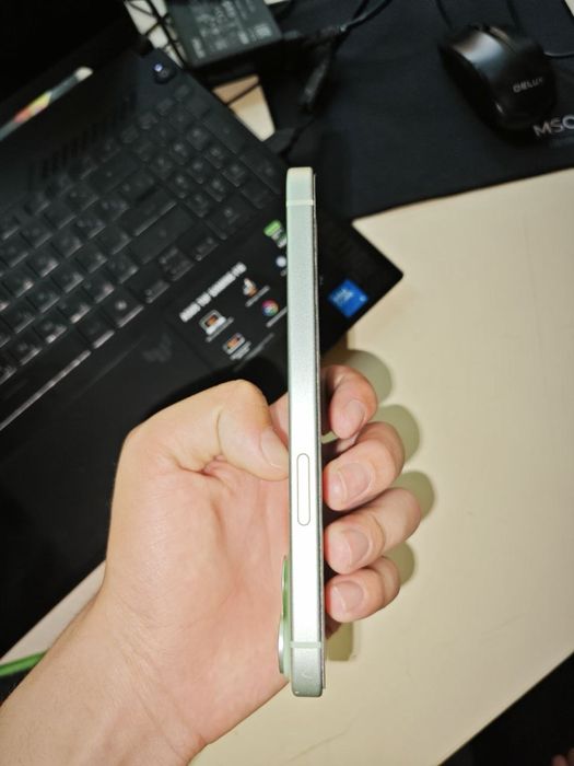 Iphone 15 в отличном состоянии