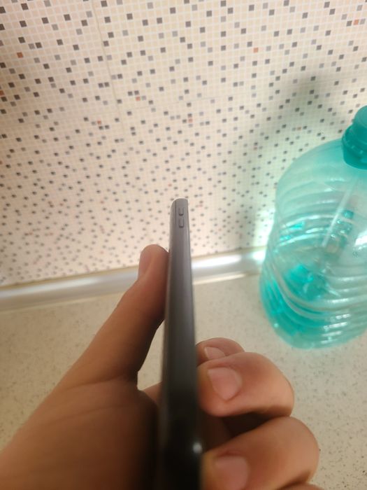 Samsung galaxy j2 core sotiladi