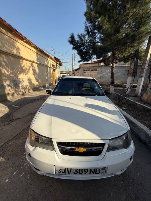 Продам машину нехиа 2