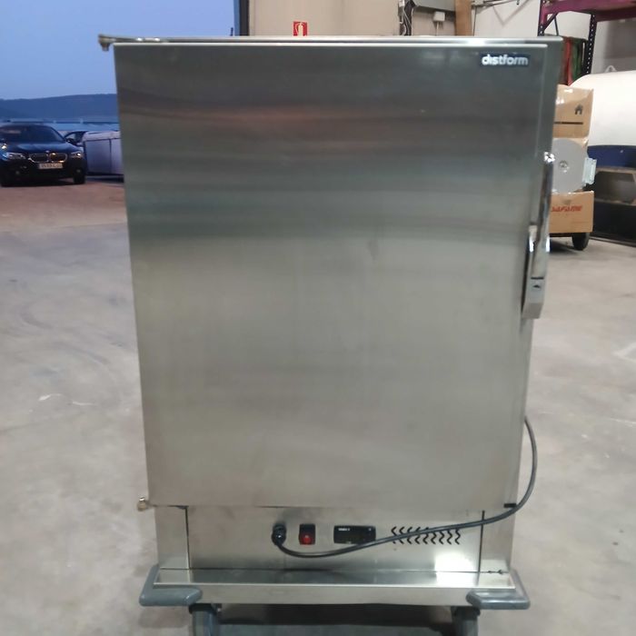 банкетна топла количка