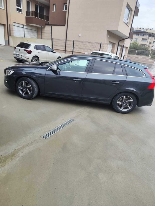 Volvo v60 Rdesign