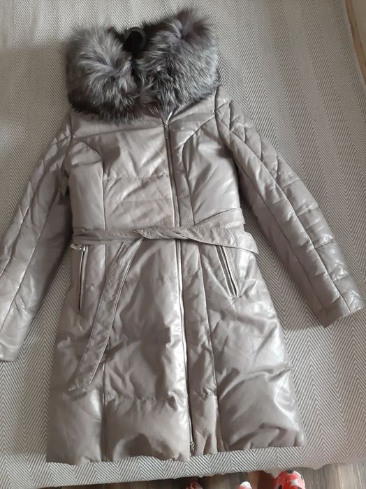 Продам кожаный плащ пуховик