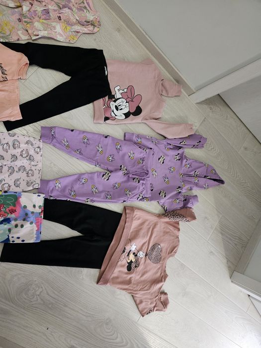 Лот с Дрешки за момиче 110размер