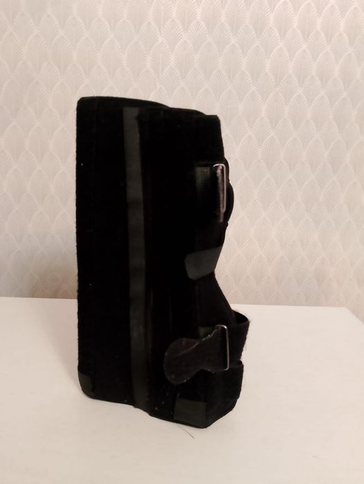 Тутор для колена