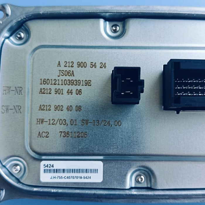 Баласт модул за лед фар Mercedes E-class W212 facelift, Нов с гаранция