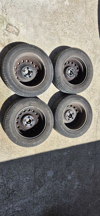 Джанти 15ки (6.0Jx15 ET48 5x114.3) и гуми 195/65/R15 за Kia Venga / Hyundai iX20 (и други модели на Hyundai и Kia)