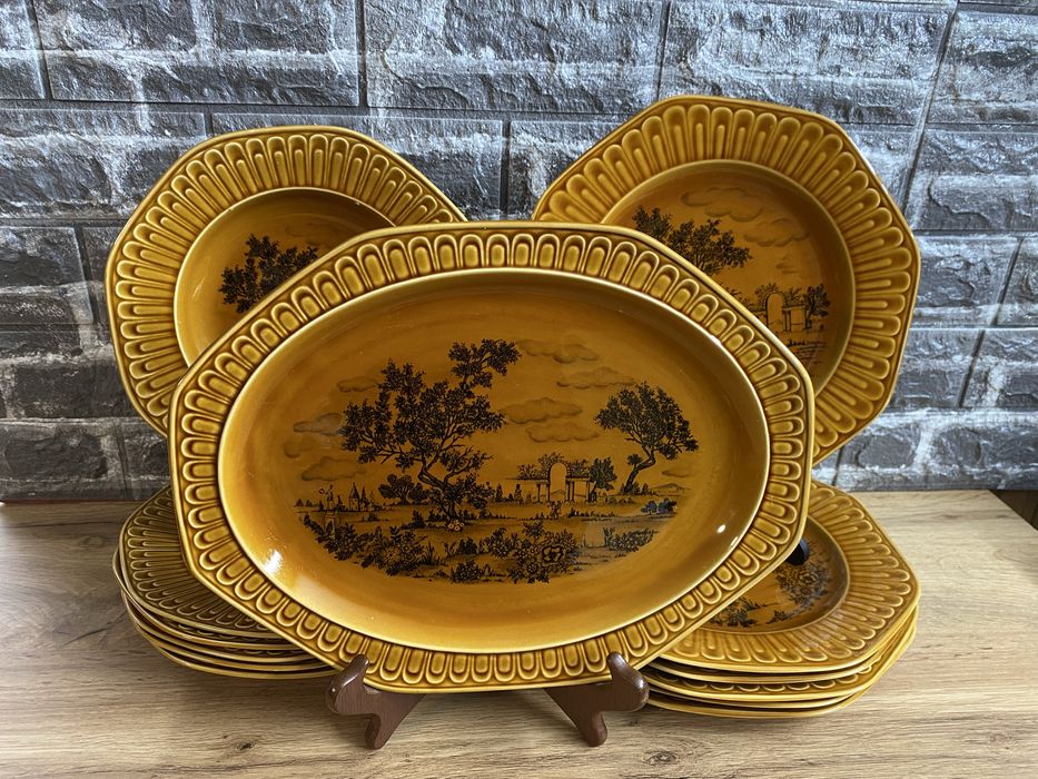 Винтидж испанска керамика чинии