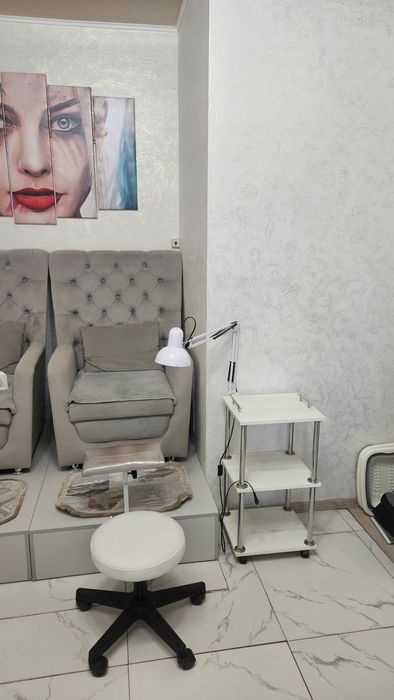 Сдаётся место мастеру маникюр и педикюр