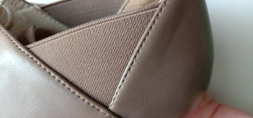 Коричневые ботильоны