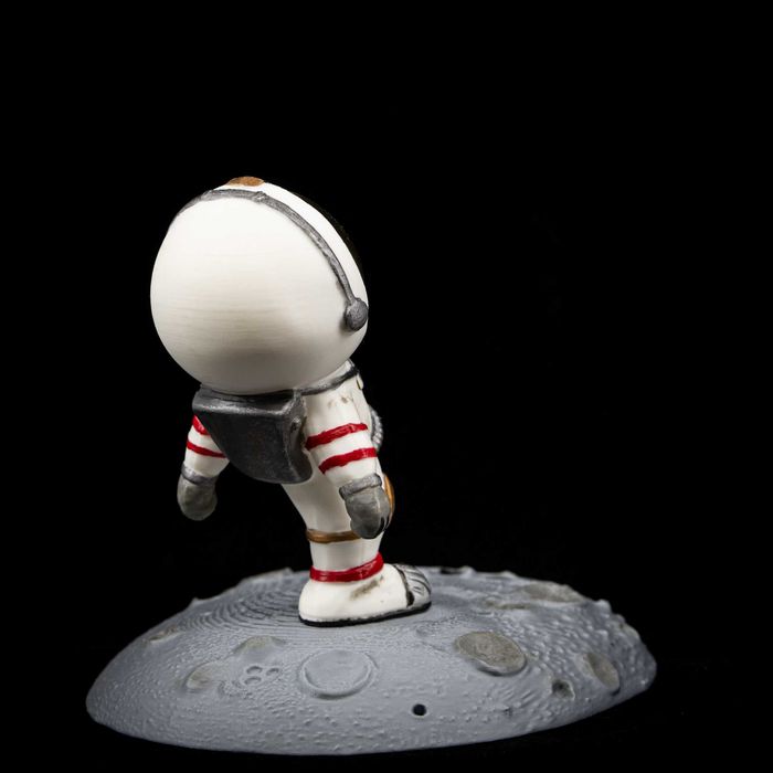 Astronaut Stand Telefon 3D Print – Vopsit Manual – Unic