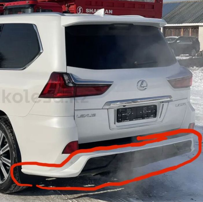 Накладки на бампер Lexus