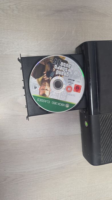 Consola Xbox 360 e