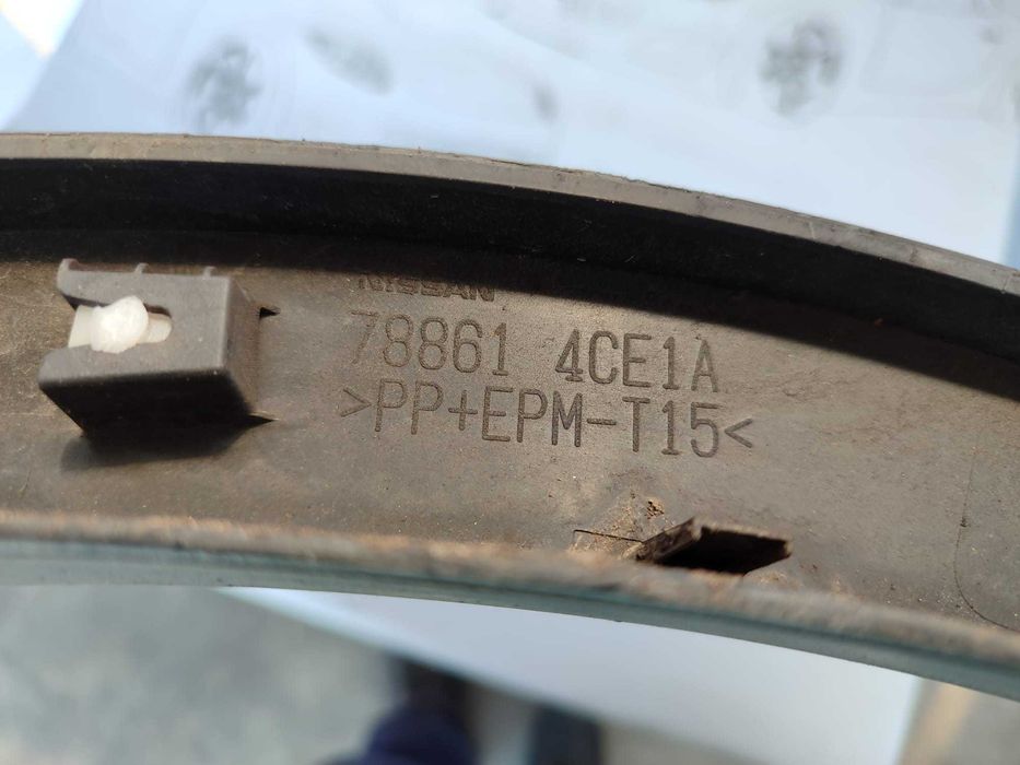Bandou Aripa Spate Stanga Nissan X-Trail (T32) SUV 2014–2021 / Cod OEM 78861-4CE1A (4I2)
