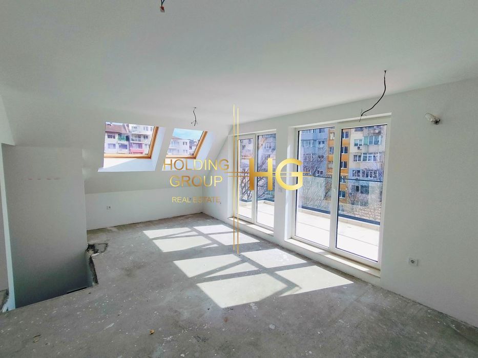 Продава се Четиристаен апартамент в Варна, Левски - 117 кв.м за 1872 €/кв.м - Снимка #2