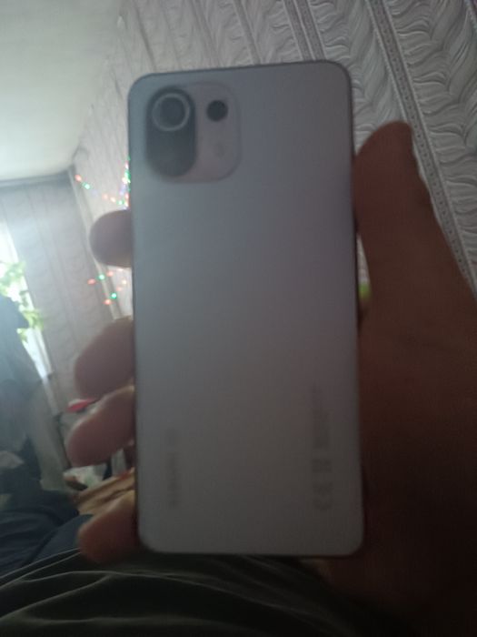 Здравейте продавам Xiaomi Mi 11 Lime