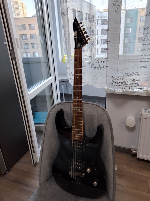 Продам электрогитару ESP LTD M-10