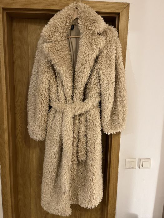 Haina de blana artificiala H&M