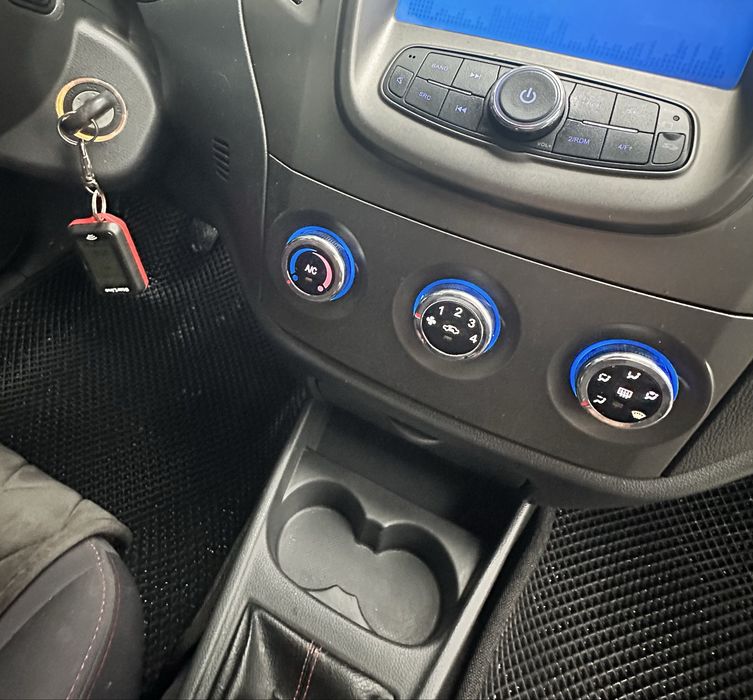 Продам Geely MK Cross 2015 год