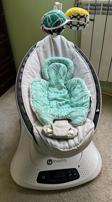 Бебешка люлка 4 mom mamaroo 4