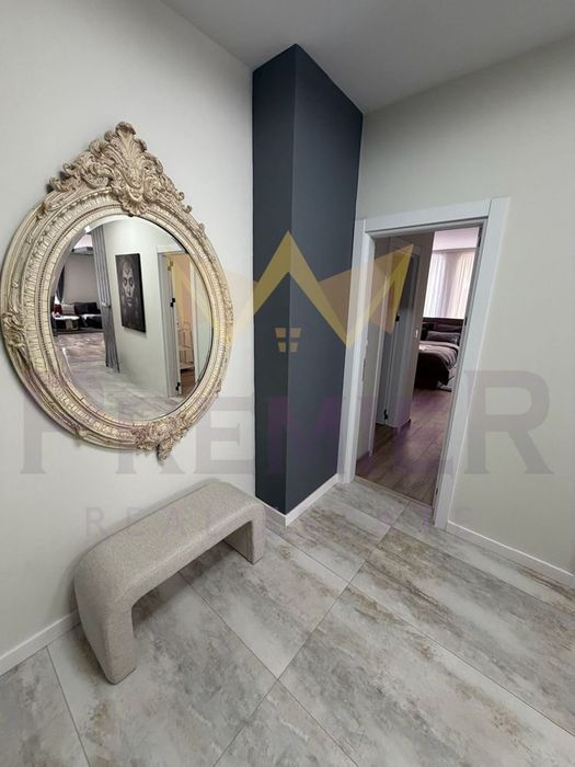 Продава се Тристаен апартамент в Пловдив, Център - 148 кв.м за 2223 €/кв.м - Снимка #11