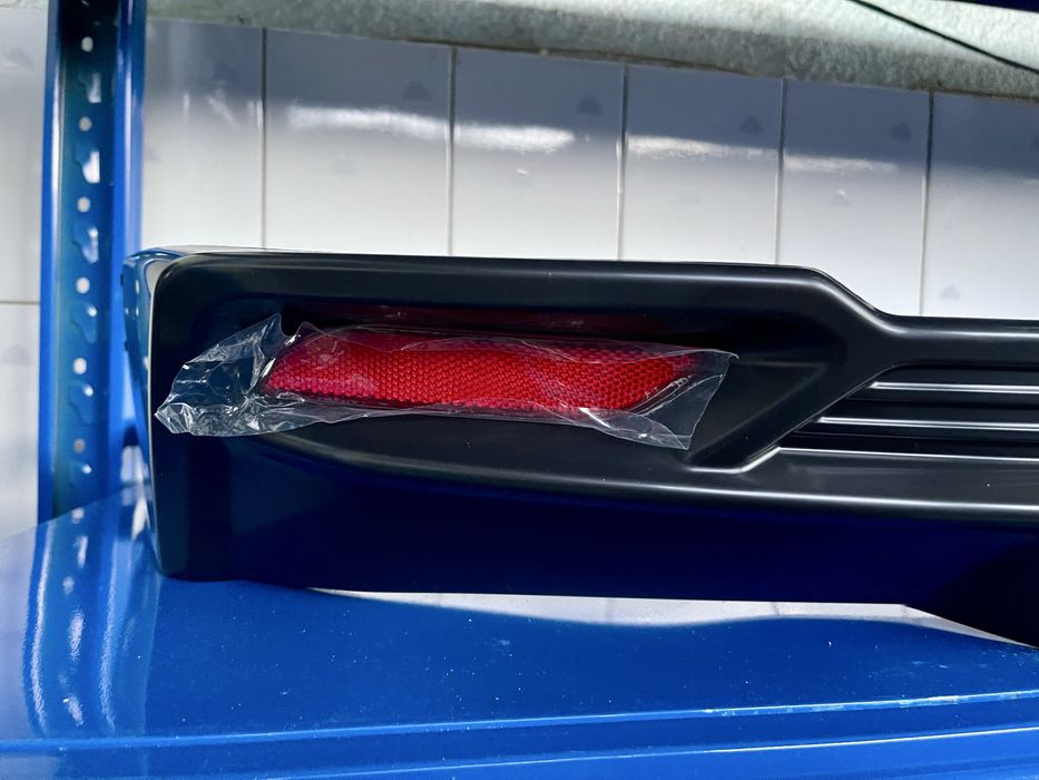 Задний диффузор Camry 80 Камри 80