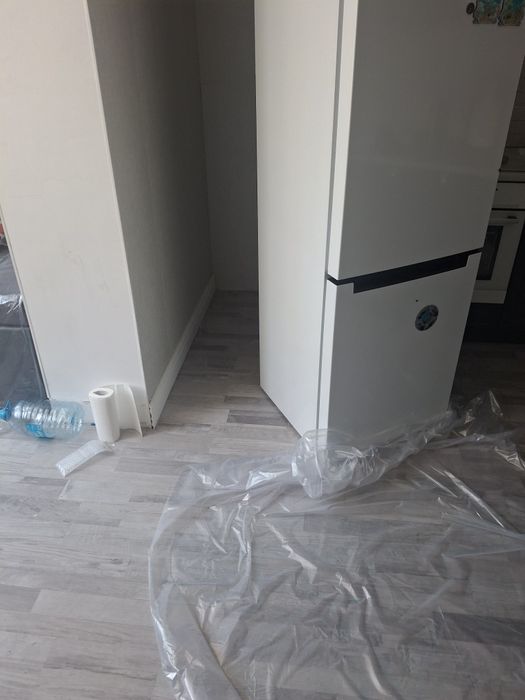 Холодильник Indesit двухкамерный