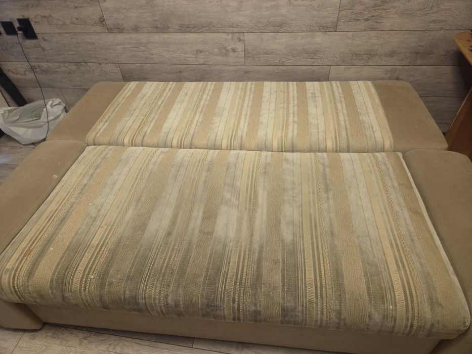 Продам диван недорого