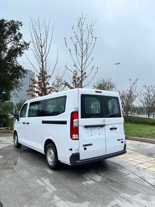 Geely Farizon V7E :Yangi elektr mini avtobus! 370 km masofa!