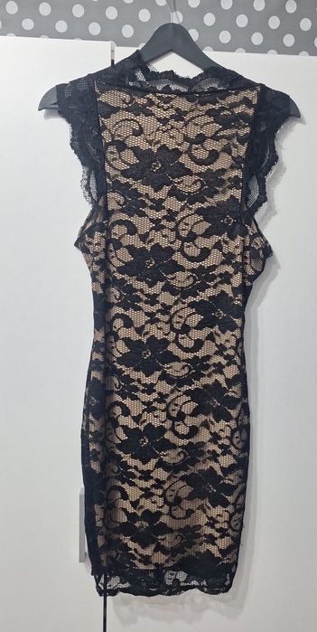 Официална рокля размер S