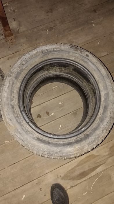 Продам комплект Шины