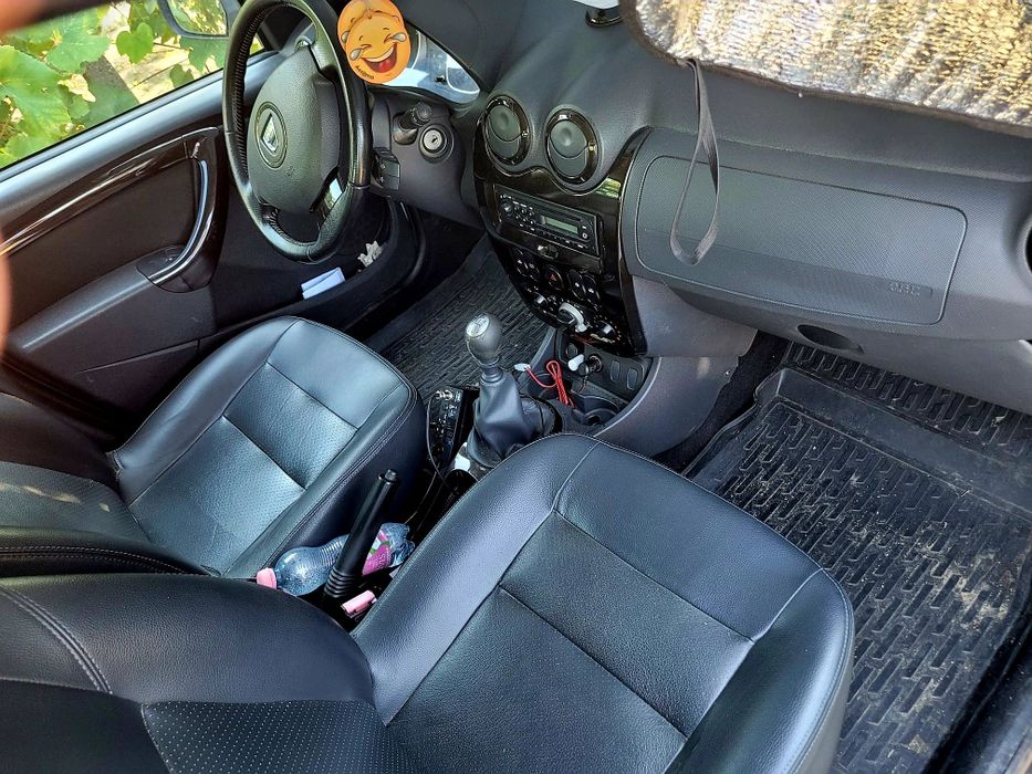 Se vinde Dacia Duster, model 2011