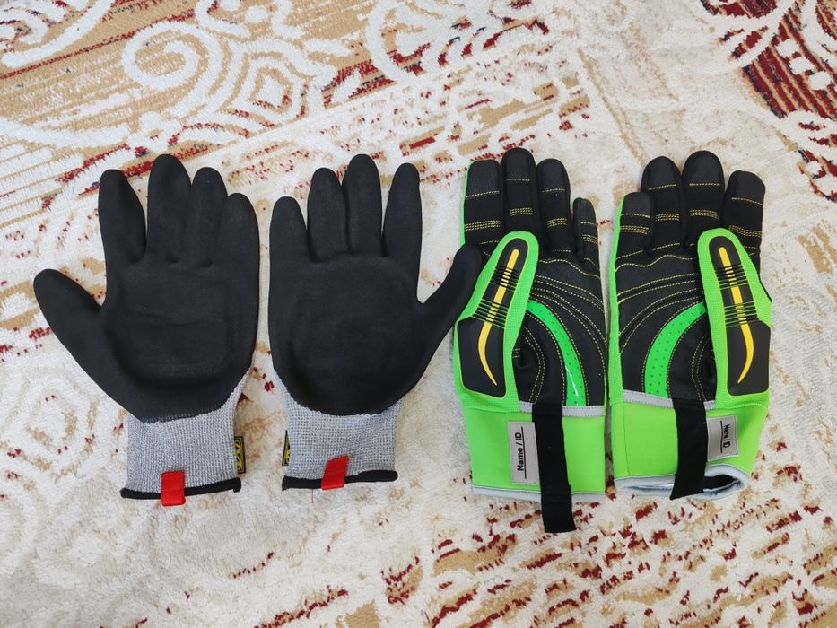 Противоударные перчатки