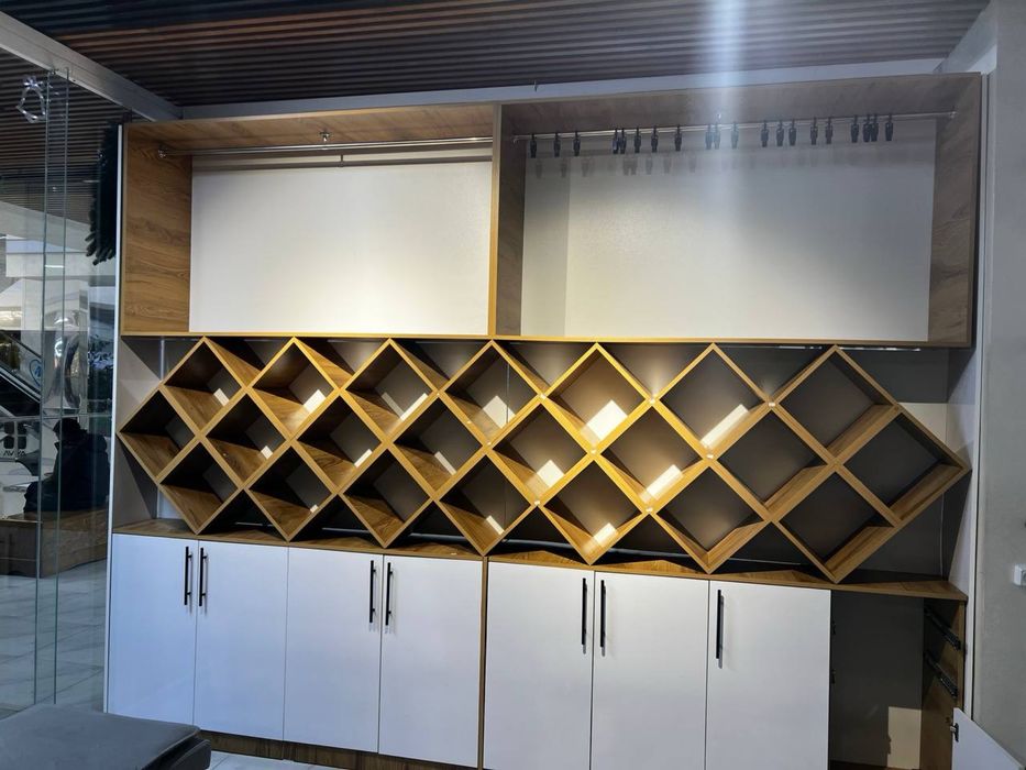 Мебель для одежды и магазина