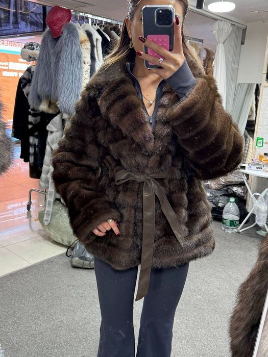 Шуба новая продам