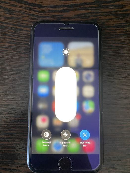 Срочно продам iPhone SE 2 128GB