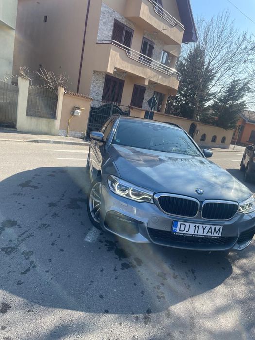 BMW Seria 5•M Pachet•2.0 190 CP•Panoramic•Camere 360•Full Led•HUD