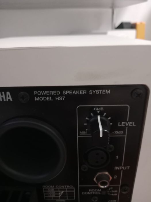 Продам Yamaha HS7 (пара) — студийные мониторы ( Без торга)