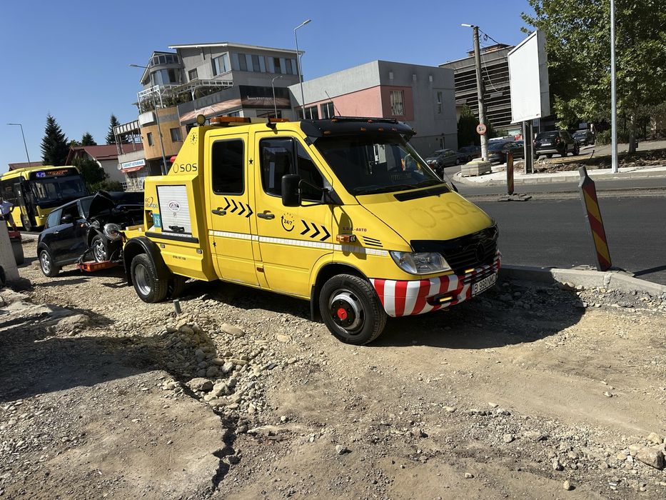 Platforma auto / Tractari auto / Asistenta rutiera