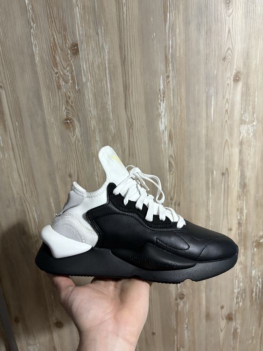 Adidas Y-3 Kaiwa balck and white