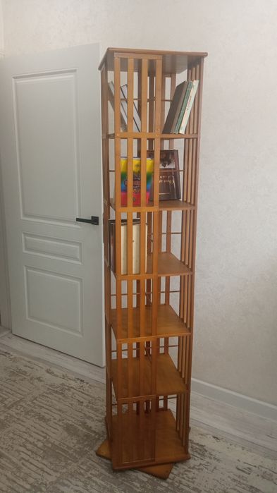 Продам книжную полку