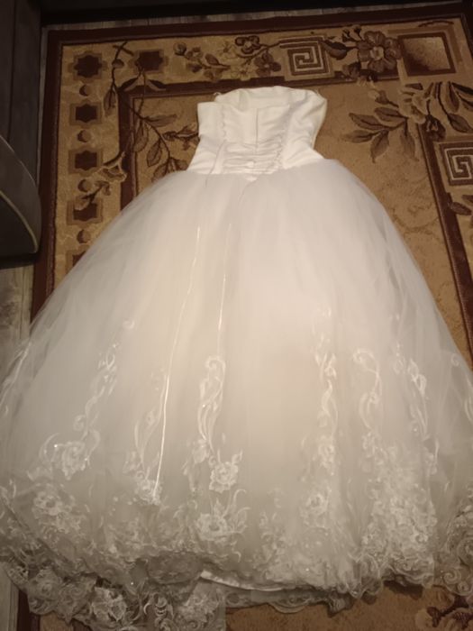 Продам свадебное платье