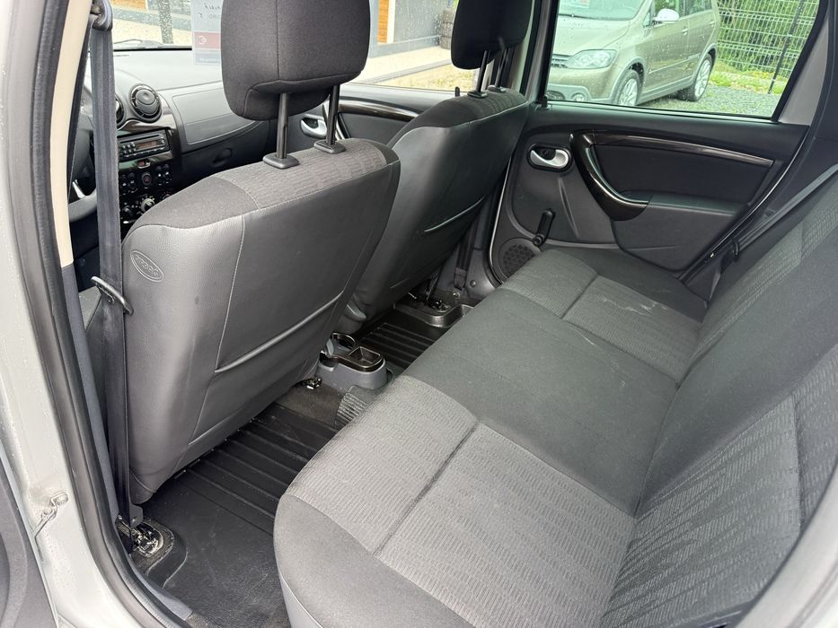 Dacia Duster 4x4 diesel an fab 2011 diesel 1.5