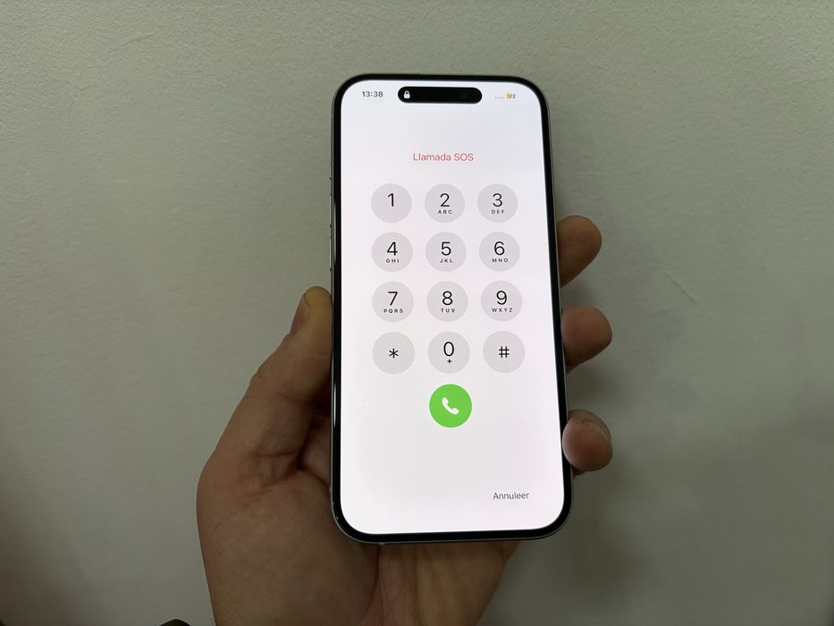 Iphone 15, Green, pentru piese