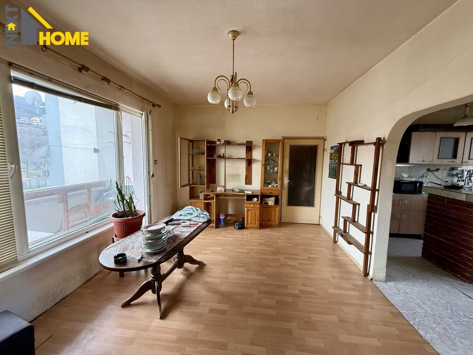 Продава се Тристаен апартамент в Асеновград - 96 кв.м за 526 €/кв.м - Снимка #5