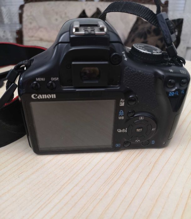 Фотоапарат Canon EOS 450 D