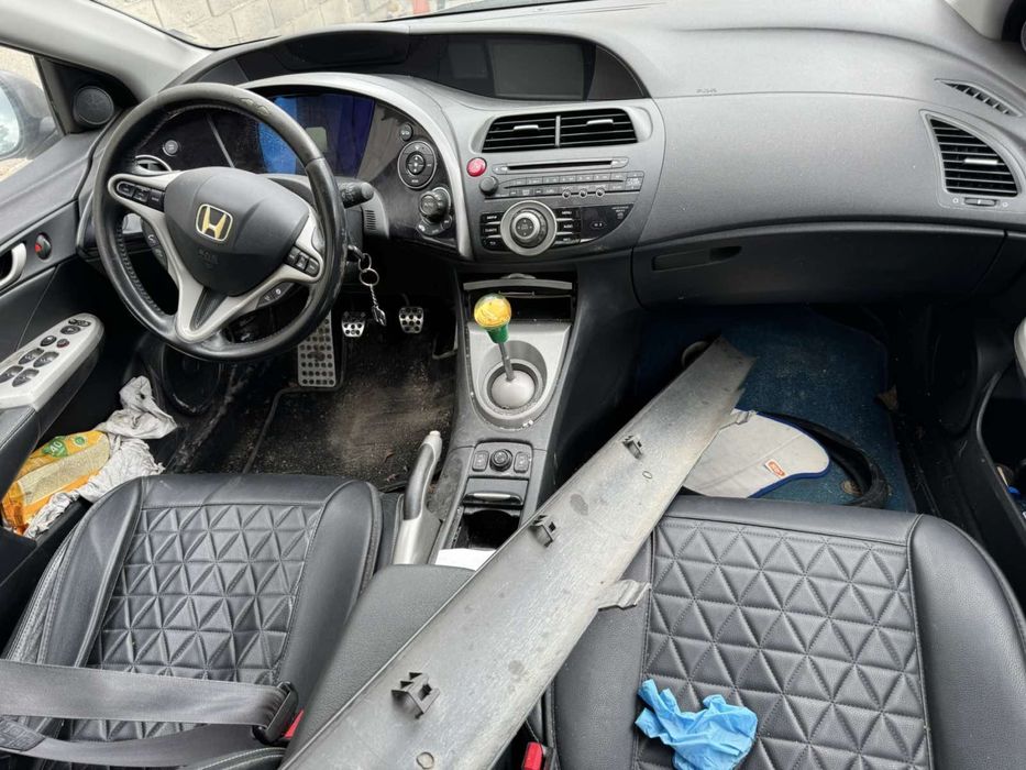 Honda Civic 8th gen 2.2D на части