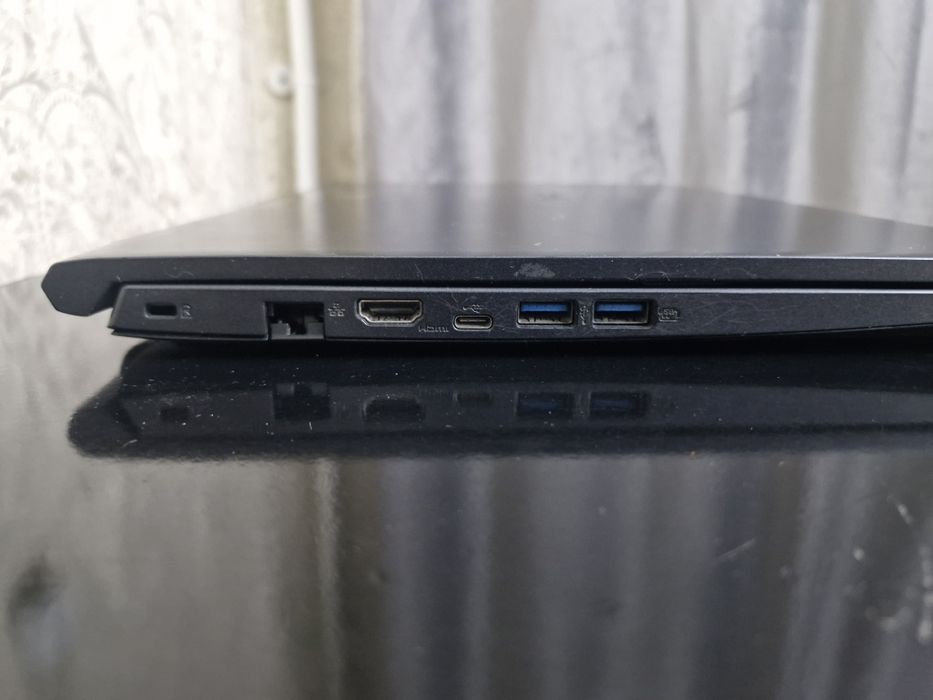 Ноутбук acer aspire 7