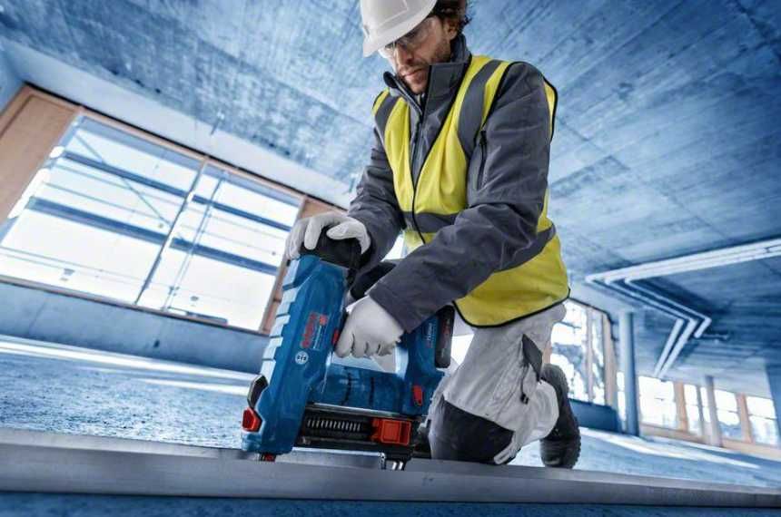 ПРОМОЦИЯ!Пистолет за директен монтаж Bosch за бетон и метал GNB 18V-38 , 18V , без батерии и зарядно